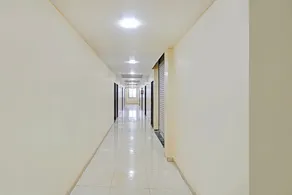 Super Hotel O Kalpi Road Formerly Hotel Gajanand - Image 5