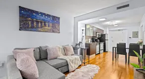 Stylish 2BR Downtown Sanctuary - Free Parking - Image 4