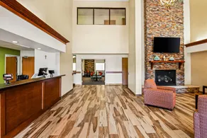 Quality Inn & Suites Vail Valley - Image 3