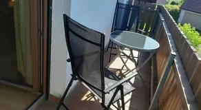 Drei-Zimmer-Wohnung, parken vor dem Haus - Image 4