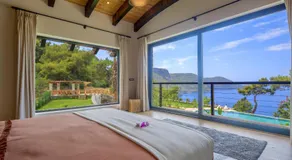 Private Island-Style Ultra Luxury Villa Estate - Image 2