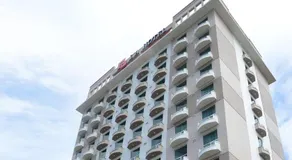 LA Hotel - Image 5