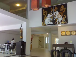 The Boss Sathorn Hotel - Image 2