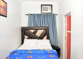 Rush Hotel - Image 2