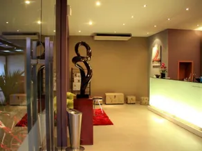 Plan B Hotel - Image 4