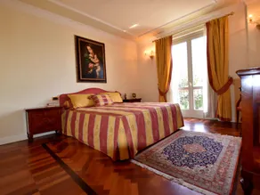 Eco-Villa in Wine Country - Image 3