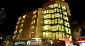 Hotel SRI SRI EXECUTIVE KOLHAPUR NEAR MAHALAXMI TEMPLE - Image 3
