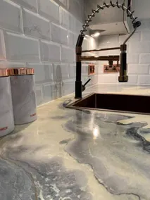 Lavish, The Marble Apartment - Image 4