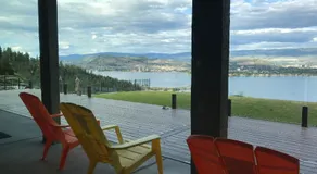 Lake and Bridge View Vacation Home - Image 4