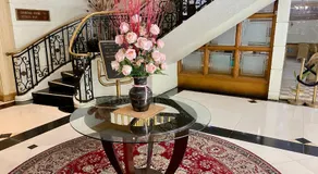 Maharaja Oriental Suite Makati - Image 4