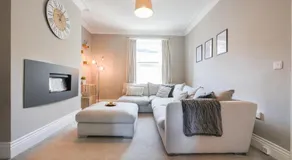 The Abbey Apartment - Image 2