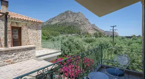 Picturesque Houses - Image 3
