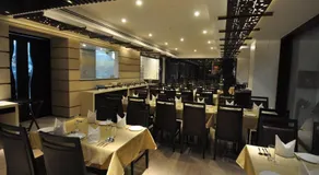 Tarawade Clarks Inn Pune - Image 5