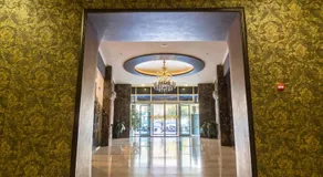 DeLux and Urban apartments Hotel Tre Canne Budva - Image 4