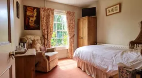 The Old Vicarage Bed and Breakfast - Image 2