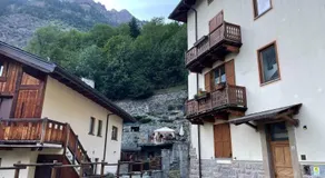 Cervinia House - Alpine Apartments & Chalet - Image 2