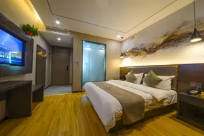 Shell Hotel Zhengzhou East High-Speed Railway Station Zhengdong Commerical Center - Image 5