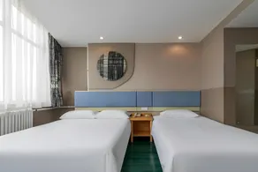 Home Inn Yantai Wanda Plaza Suochengli Ancient Street - Image 5