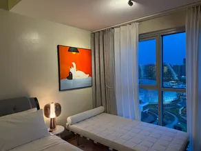 Playful 1BR With Magnificant Bayview Garden View Near Okada Solaire Aiports with Free Parking - Image 2