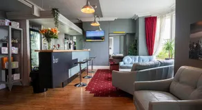 The Central Hotel - Image 3