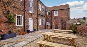 Prospect House - Image 4