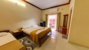 Henry's Place - Image 2