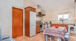Villa accogliente e familiare con idromassaggio, barbecue e piscina privata - Image 5