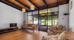 Historical cottage in the hills - Image 3