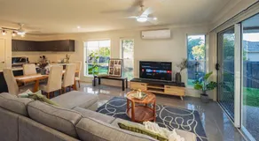 Nora Poolhouse, Peaceful Stay near all Essentials - Image 2