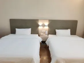 Hanting Hotel Mingguang Runxi City Square - Image 5