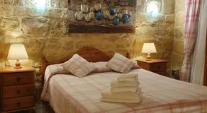 B&S Accommodation Renovated 18 Century House of Character Ghaxaq, Malta - Image 2