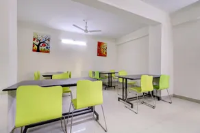 OYO 77966 F5 Hospitality - Image 2