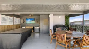 Trade Winds Unit 5, 52 Edmund St, Kings Beach - Image 5
