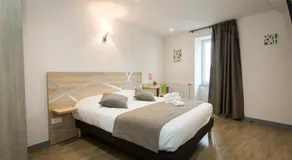 Logis Hôtel Le Relais Délys - Image 2