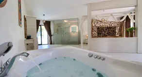 Z Exclusive Hotel and Villas - Image 2