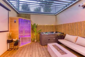 Suite Royale Jacuzzi & Sauna Privé  _ Yeswebook - Image 2