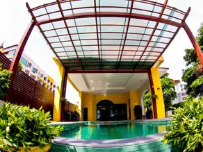 Coasta Bangsaen - Image 2