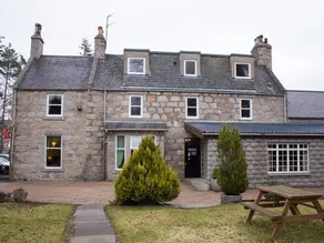Bennachie Lodge Hotel in Kemnay - Image 1