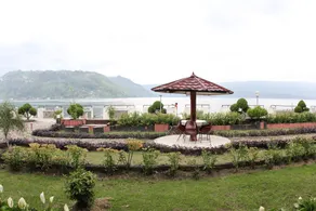 Darma Agung Beach Hotel Parapat - Image 2