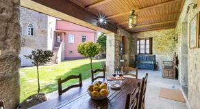 Villa Martim with Pool & Big Garden near Braga by Sé Apartamentos - Image 3