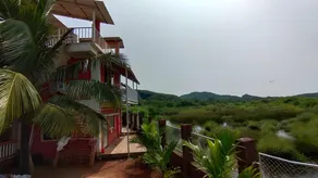 Anchor Beach Resort - Image 3