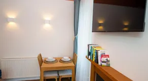 West Lodge, High Street - Image 5