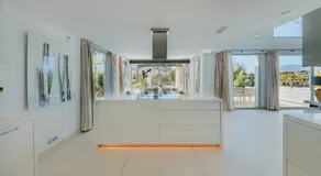 Luxury Villa-Los Naranjos Golf Club - Image 5