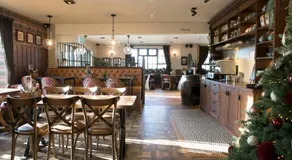 Waggon and Horses, Eaton, Congleton - Image 2