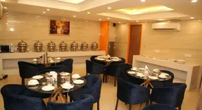 Hotel Shyama International - Image 4