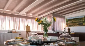 White Hotel - Image 5
