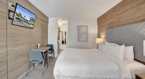 Relaxed King Suite Stay - Image 2