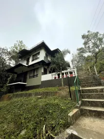 Lux le mount resort - Image 2