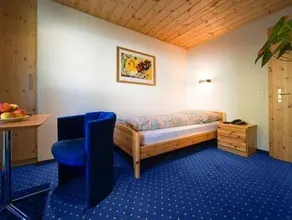 Hotel Sonnenhalde, Arosa - Image 3