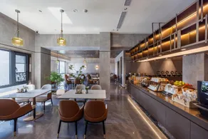 Atour Hotel Beijing Zhongguancun Renmin University - Image 2